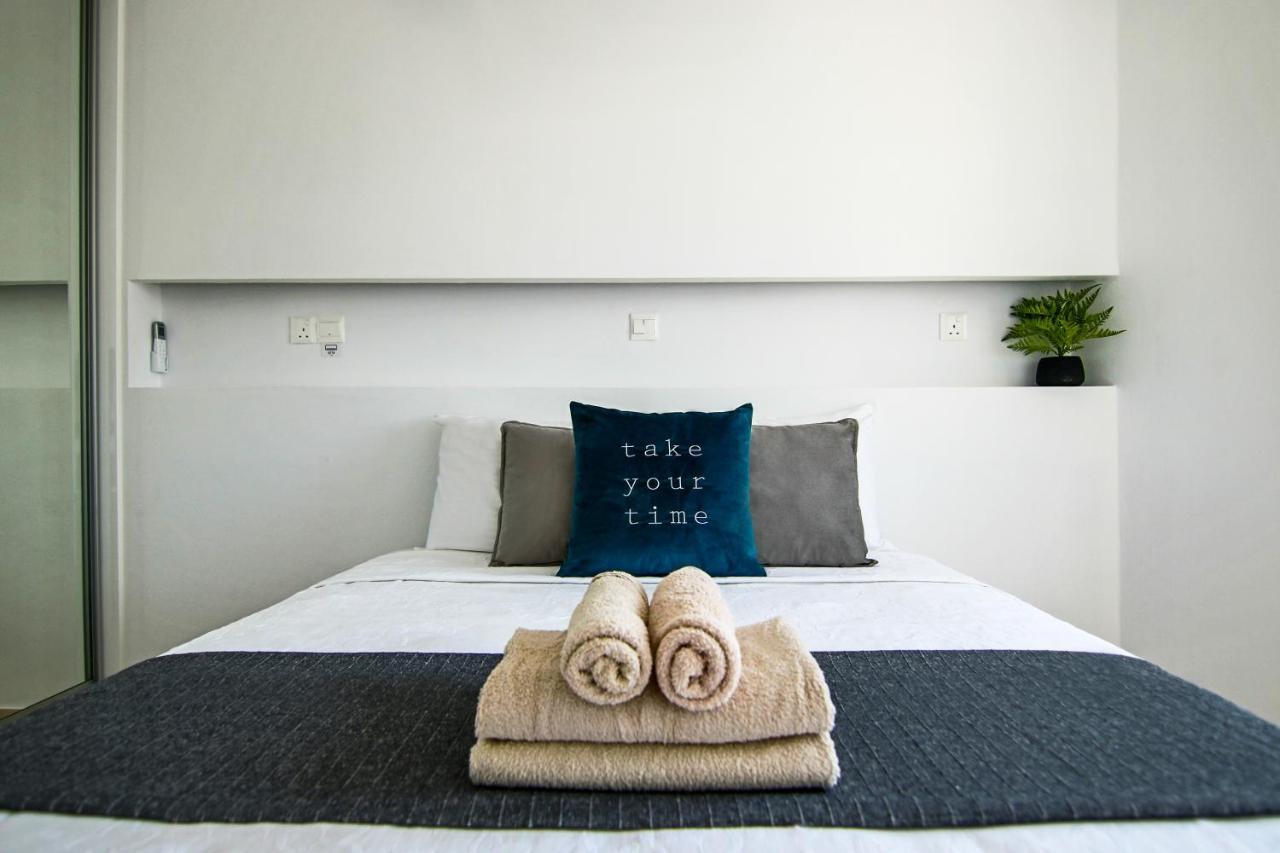Ferienwohnung Phaedrus Living: Seaside Luxury Flat Lighthouse 65 Paphos Exterior foto