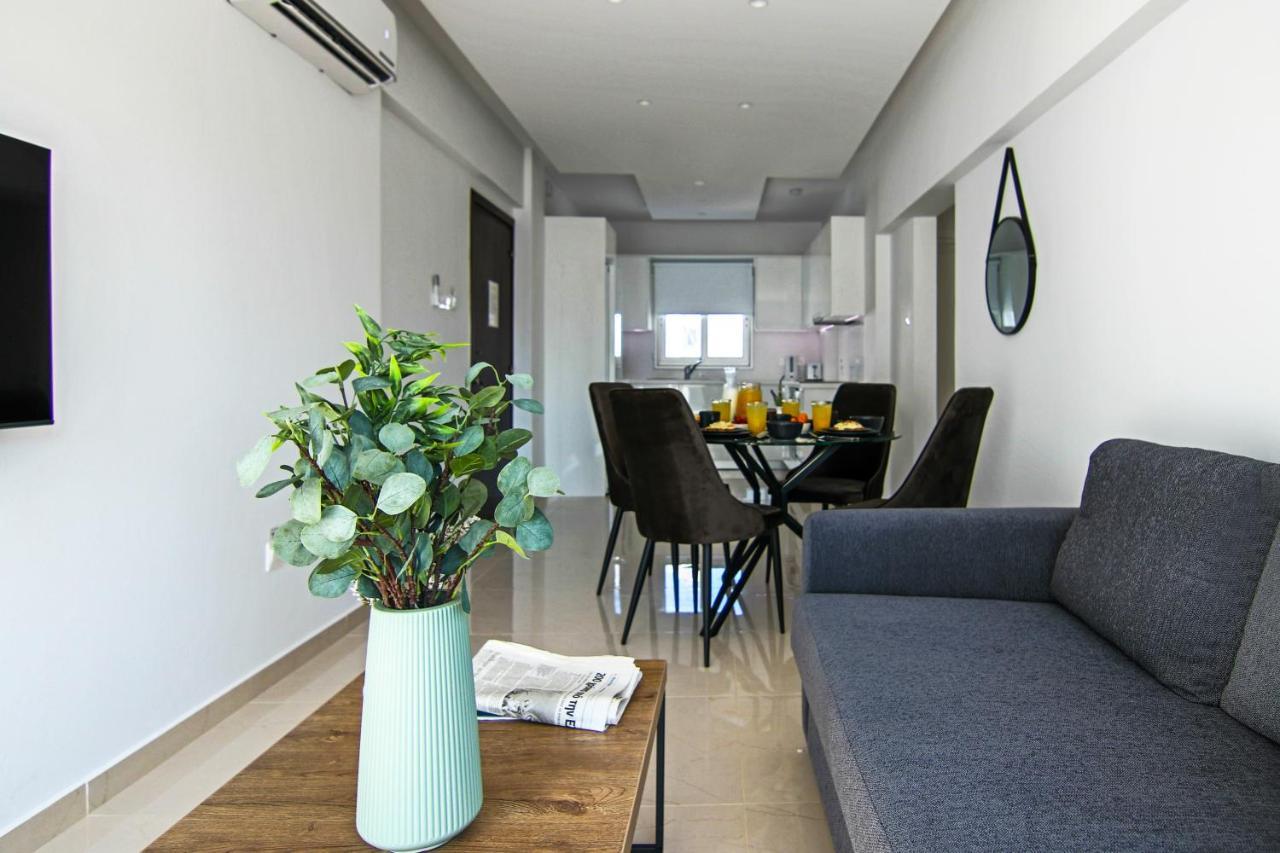 Ferienwohnung Phaedrus Living: Seaside Luxury Flat Lighthouse 65 Paphos Exterior foto