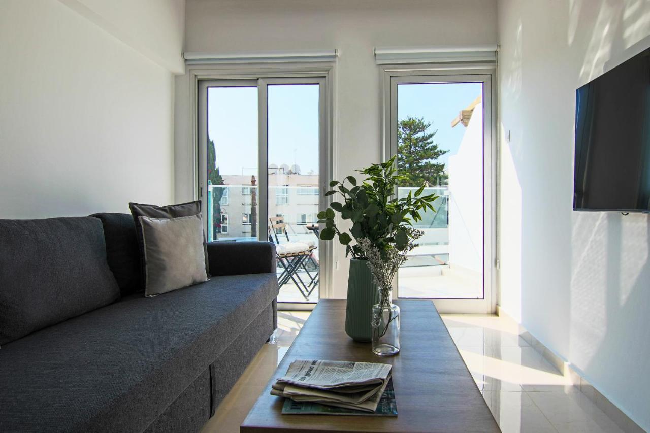 Ferienwohnung Phaedrus Living: Seaside Luxury Flat Lighthouse 65 Paphos Exterior foto